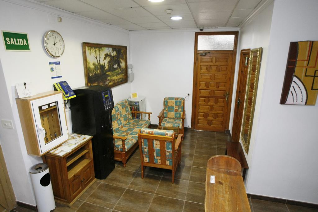 Hostal San Fernando Alicante Exterior photo